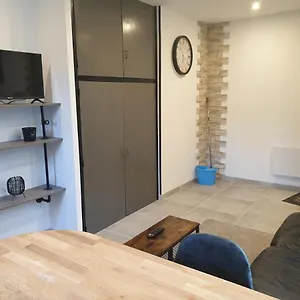Charmant Logement Loc Citanie 2 , Aussillon France